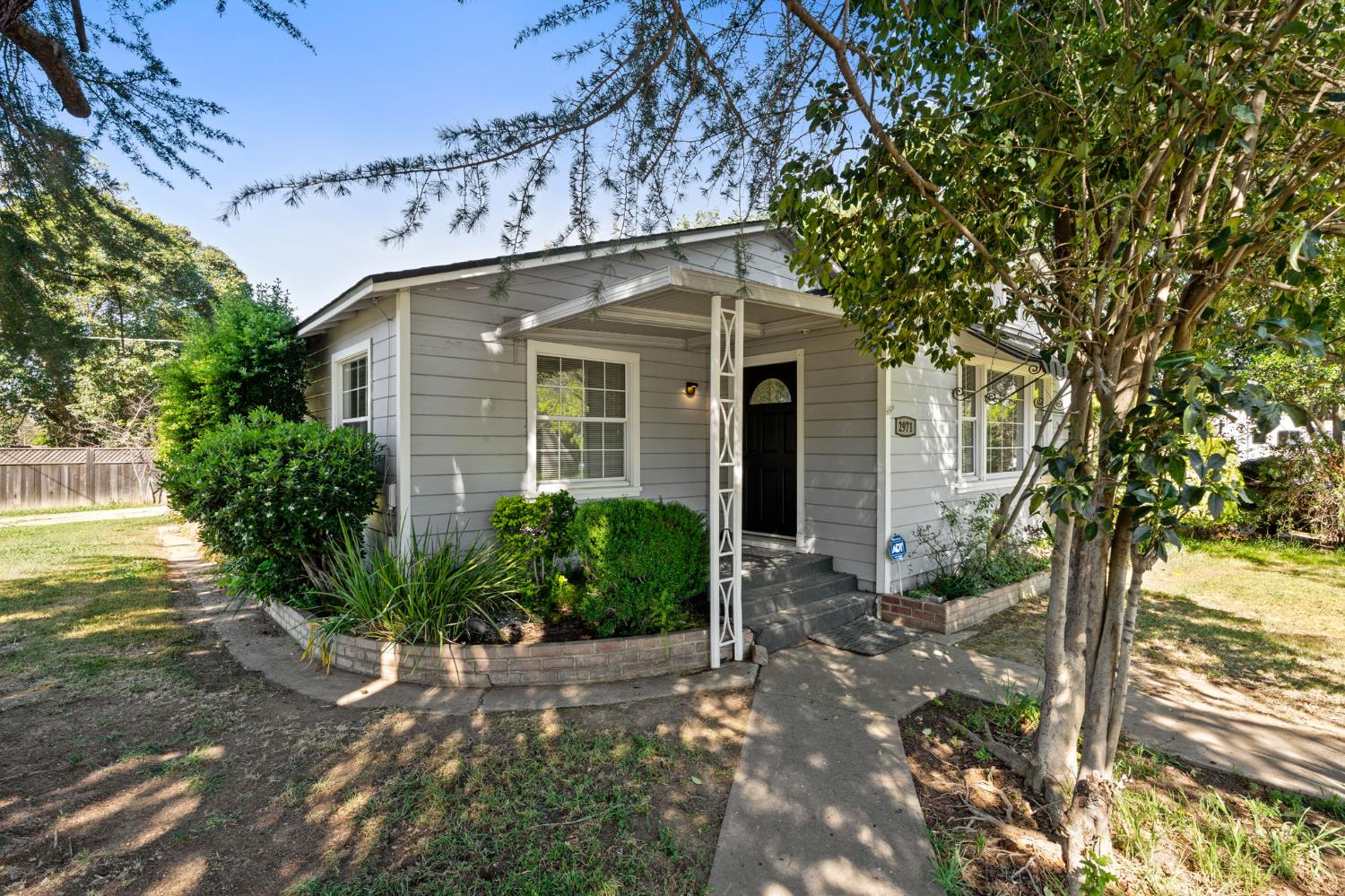 2971 Chestnut Avenue Merced, CA 95340 - Photo 2 of 28