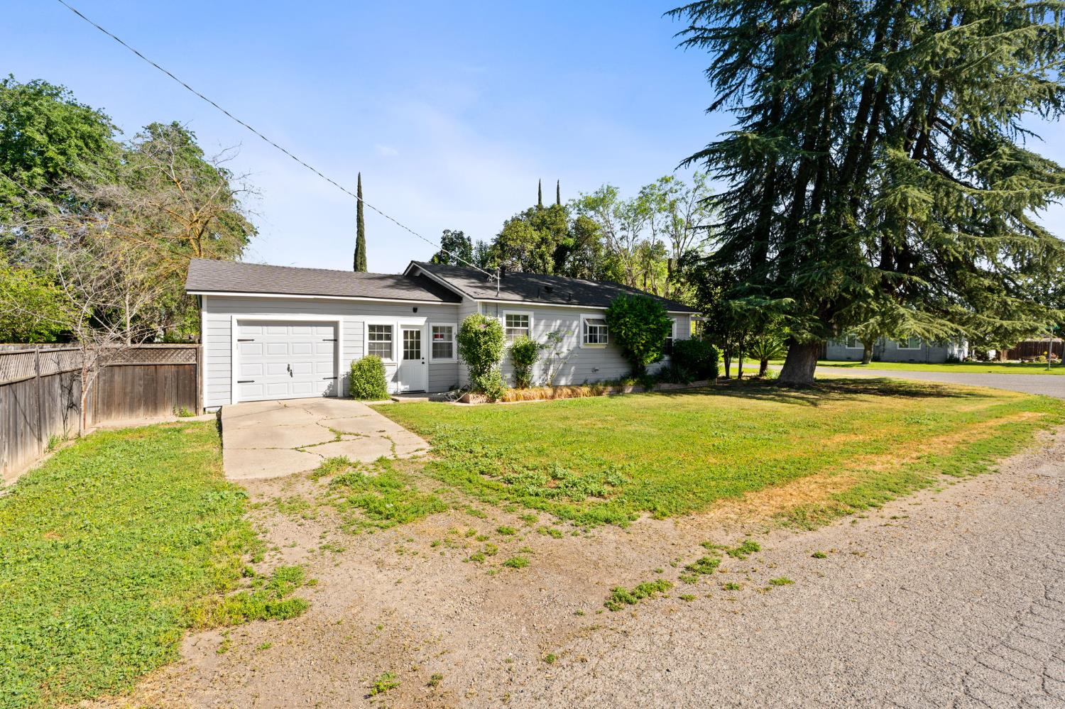 2971 Chestnut Avenue Merced, CA 95340 - Photo 3 of 28