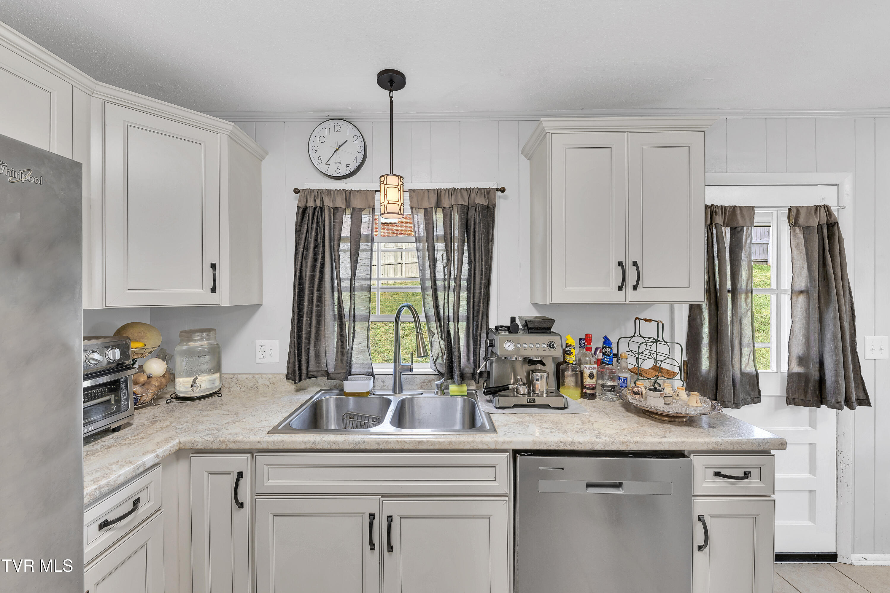 100 Martindale Road Bristol, TN 37620 - Photo 19 of 39 11_16