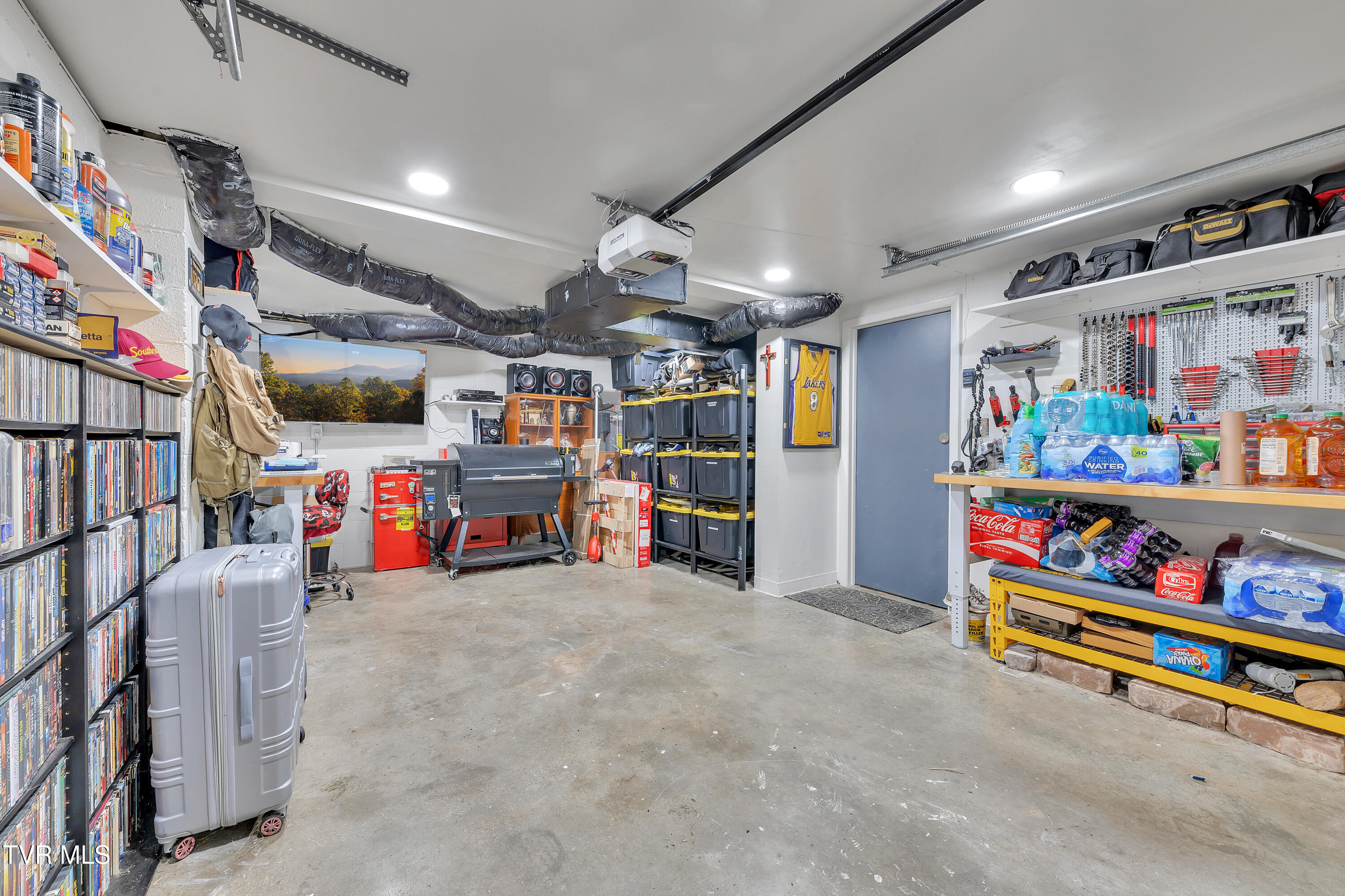 100 Martindale Road Bristol, TN 37620 - Photo 33 of 39 26_08