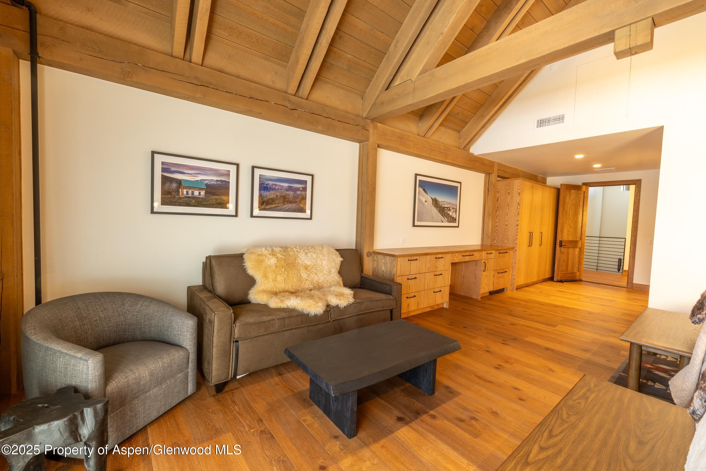 4901 Cimarron Mountain Road Montrose, CO 81403 - Photo 33 of 40 Suite in Lodge