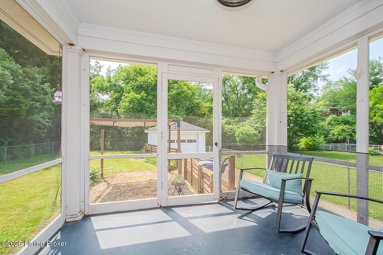 1634 Nightingale Road Louisville, KY 40213 - Photo 23 of 31 Screened Porch