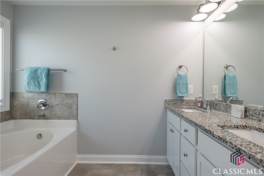 299 Firefighter Court Athens, GA 30607 - Photo 23 of 37 Owner's Bathroom