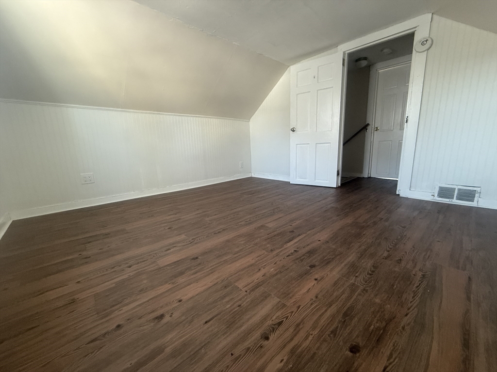 944 Wilbraham Road Springfield, MA 01109 - Photo 18 of 22