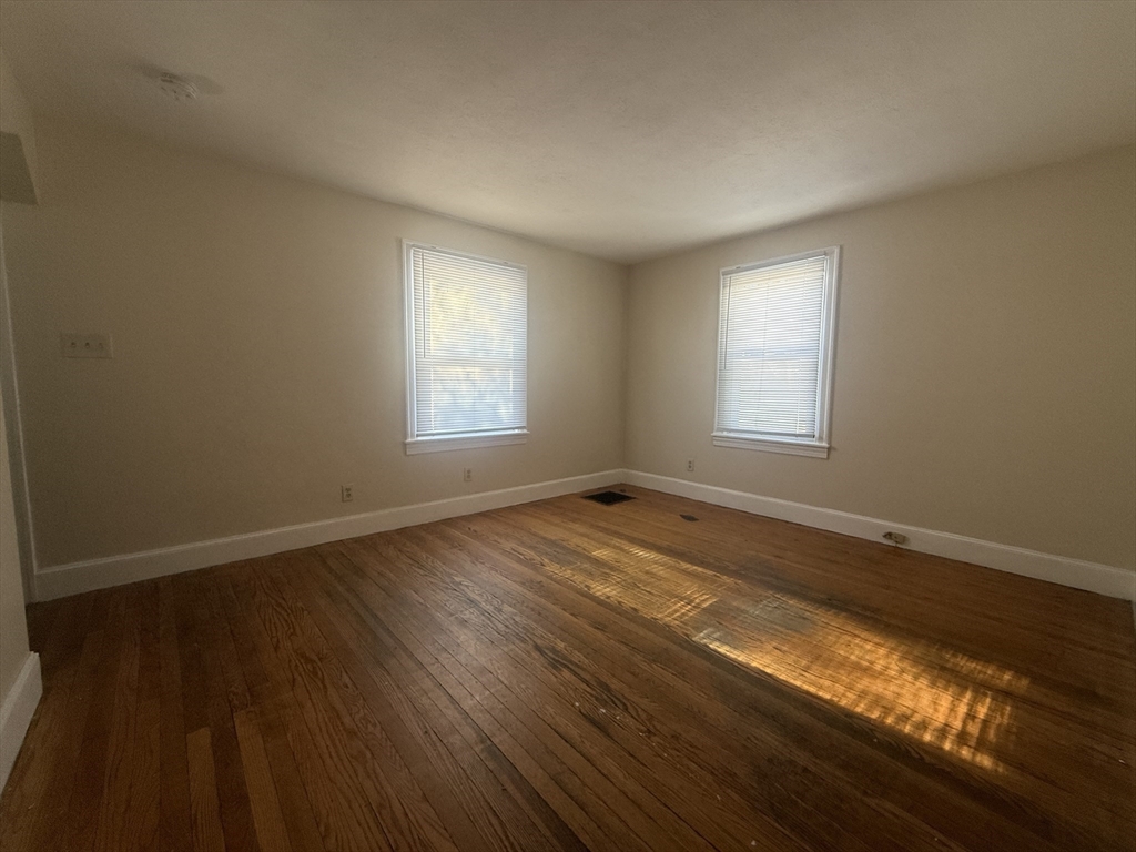 944 Wilbraham Road Springfield, MA 01109 - Photo 8 of 22