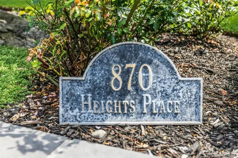 a view of outdoor space with city view