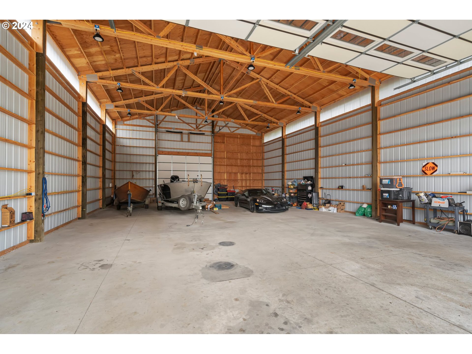 33821 Southeast Gunderson Road Sandy, OR 97055 - Photo 31 of 44 a view of a bike garage