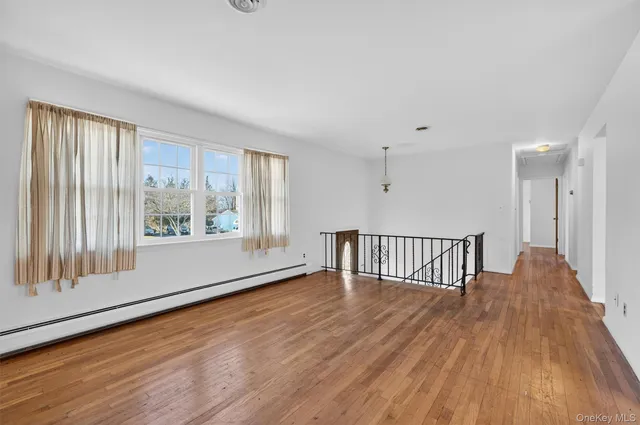 $575,000 | 11 Hilltop Lane, Warwick, NY 10990