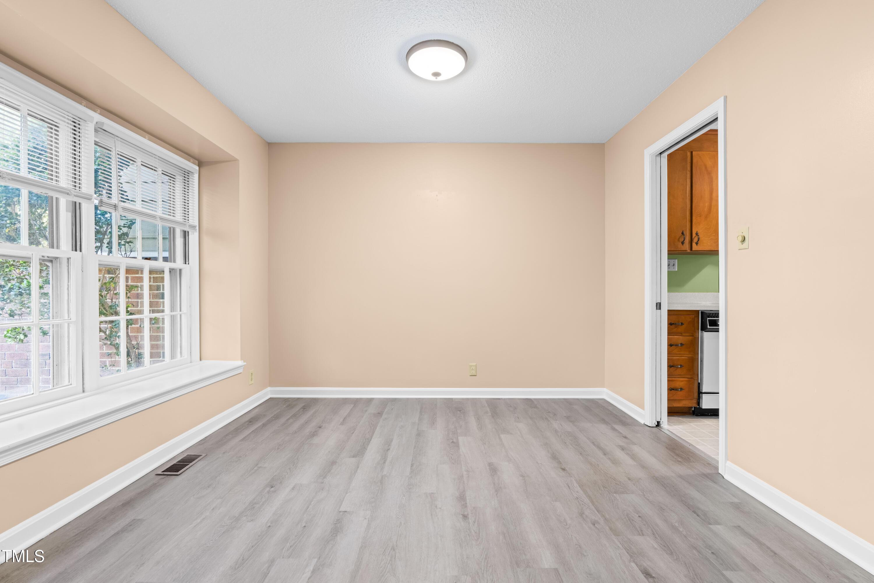 3029 Wycliff Road Raleigh, NC 27607 - Photo 8 of 35 DSC03244