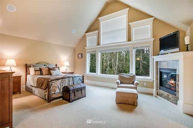 $1,255,000 | 531 Timber Creek Drive Northwest, Issaquah, WA 98027