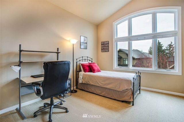 $1,255,000 | 531 Timber Creek Drive Northwest, Issaquah, WA 98027