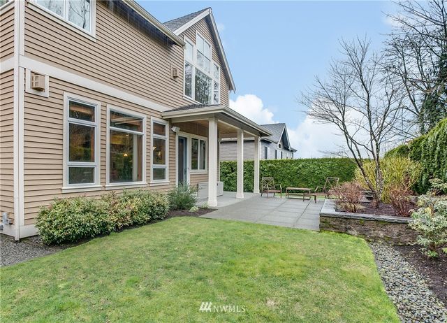 $1,255,000 | 531 Timber Creek Drive Northwest, Issaquah, WA 98027