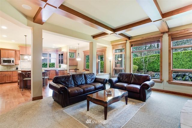 $1,255,000 | 531 Timber Creek Drive Northwest, Issaquah, WA 98027