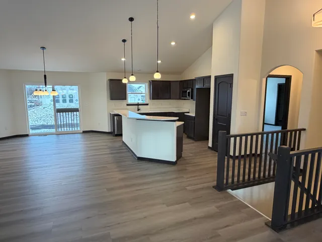 $559,900 | 1742 Whalen Drive, Oconomowoc, WI 53066