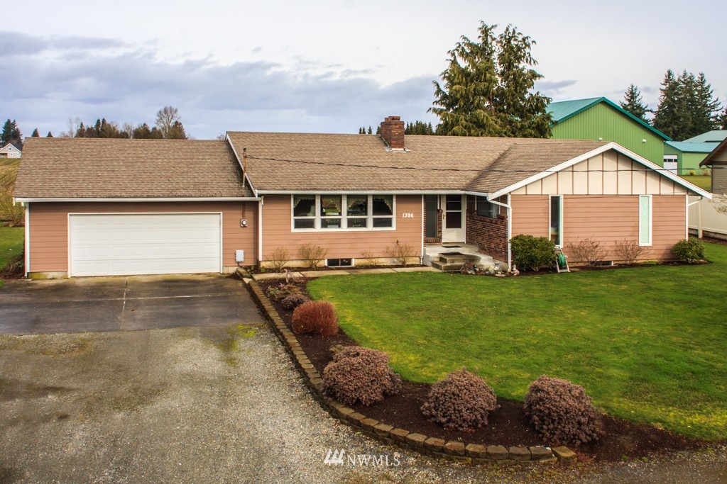 1396 Kamm Road Lynden, WA 98264 - Photo 1 of 20 Gallery Image 1