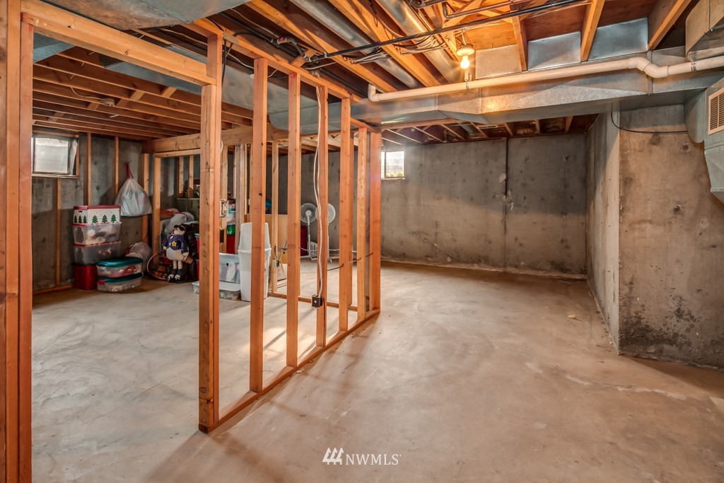 1396 Kamm Road Lynden, WA 98264 - Photo 16 of 20 Gallery Image 16