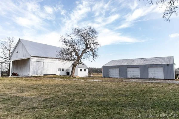 $422,100 | 9408 State Highway 7, Dupont, IN 47231