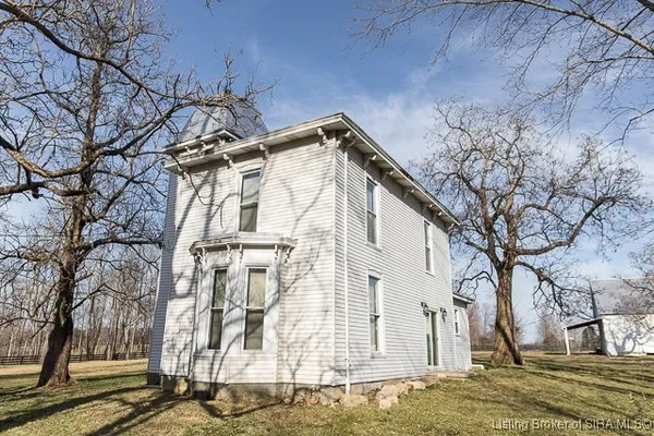 $422,100 | 9408 State Highway 7, Dupont, IN 47231