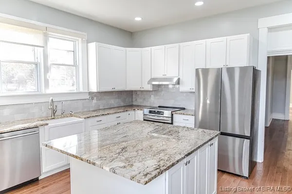 $422,100 | 9408 State Highway 7, Dupont, IN 47231