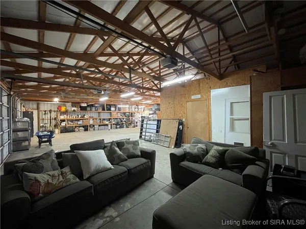 $422,100 | 9408 State Highway 7, Dupont, IN 47231