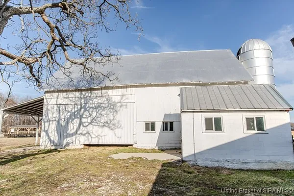 $422,100 | 9408 State Highway 7, Dupont, IN 47231