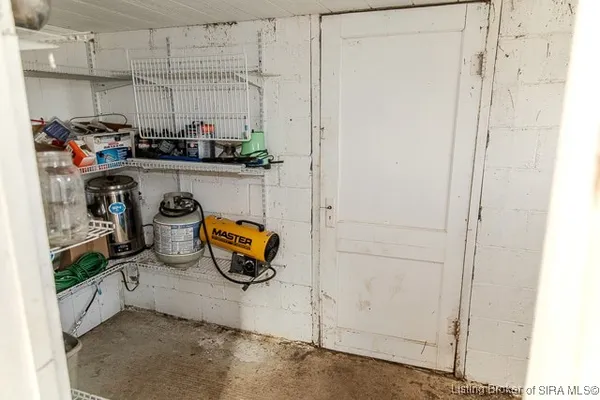 $422,100 | 9408 State Highway 7, Dupont, IN 47231