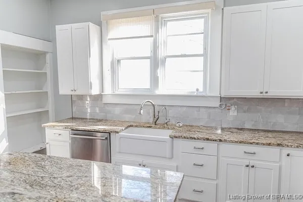 $422,100 | 9408 State Highway 7, Dupont, IN 47231