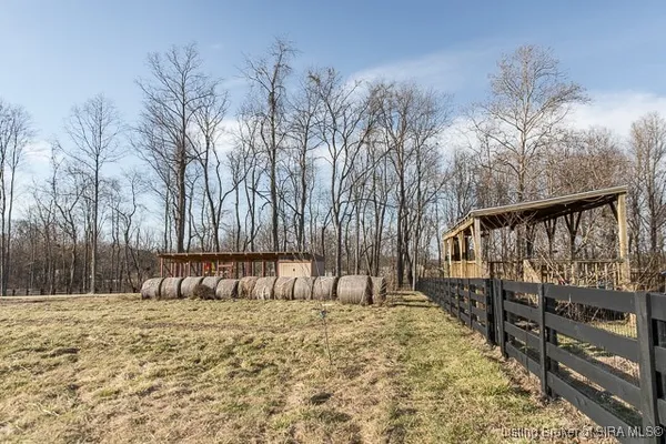 $422,100 | 9408 State Highway 7, Dupont, IN 47231