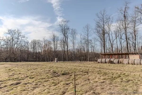 $422,100 | 9408 State Highway 7, Dupont, IN 47231