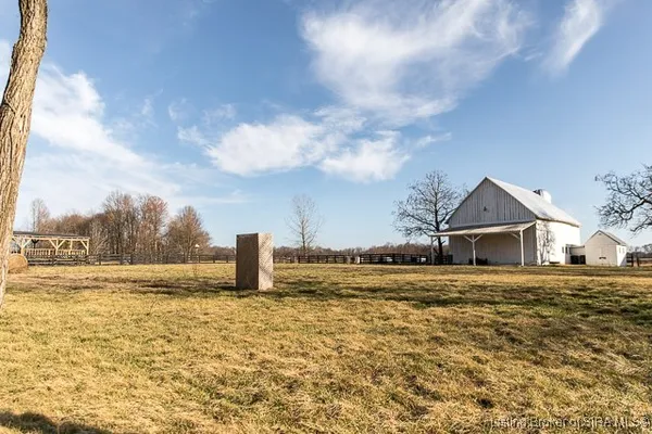 $422,100 | 9408 State Highway 7, Dupont, IN 47231