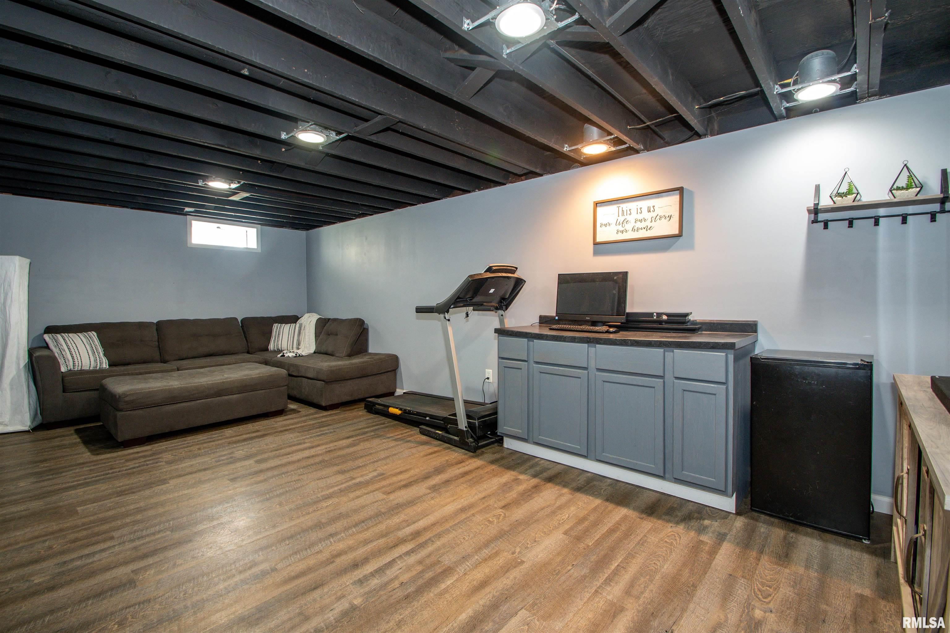 238 Briargate Road Washington, IL 61571 - Photo 11 of 29 Gallery Image 11