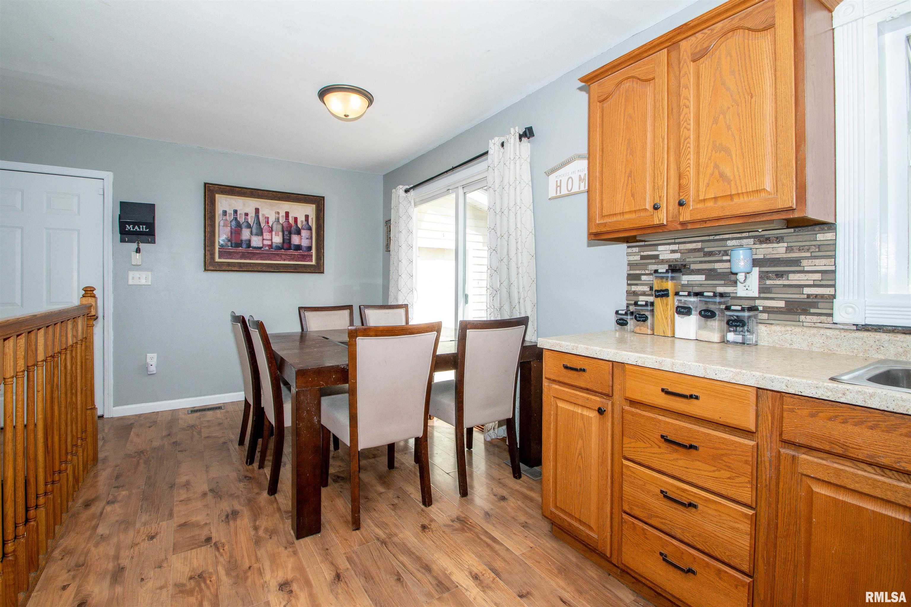 238 Briargate Road Washington, IL 61571 - Photo 8 of 29 Gallery Image 8