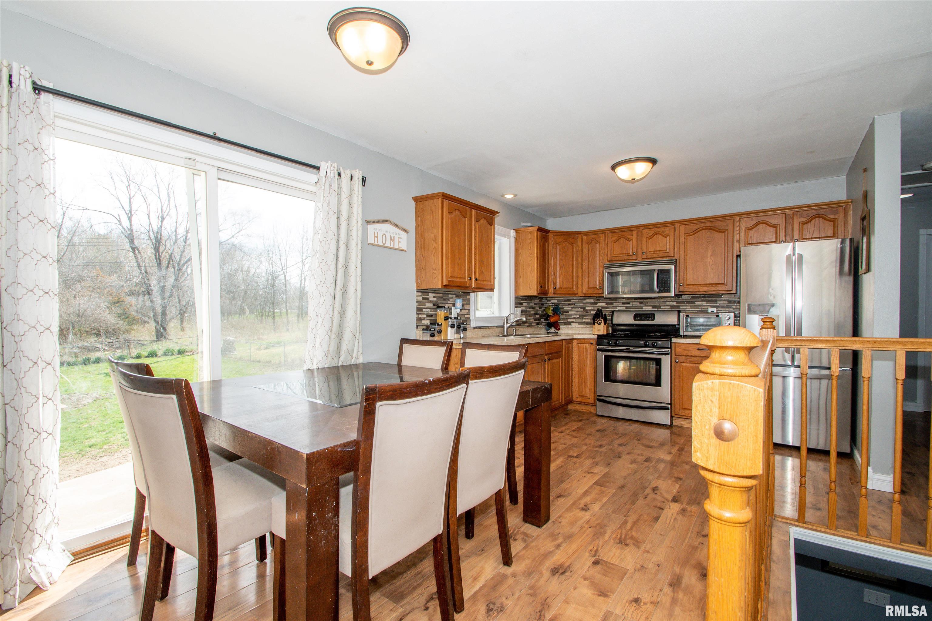 238 Briargate Road Washington, IL 61571 - Photo 9 of 29 Gallery Image 9