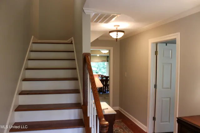 $395,000 | 514 County Road 352, Greenwood, MS 38930