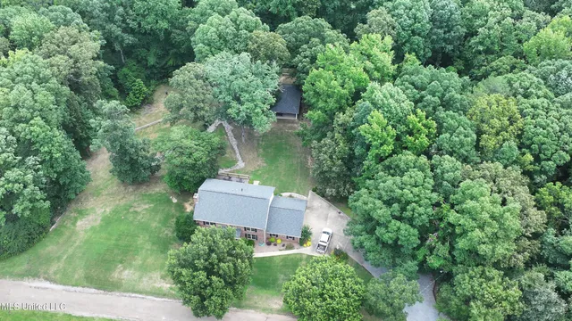 $395,000 | 514 County Road 352, Greenwood, MS 38930