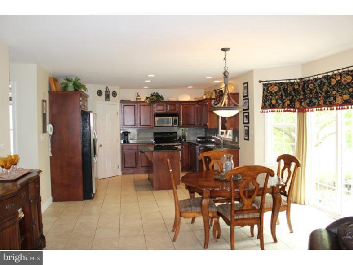 24 Virginia Avenue Sinking Spring, PA 19608 - Photo 7 of 25 Kitchen