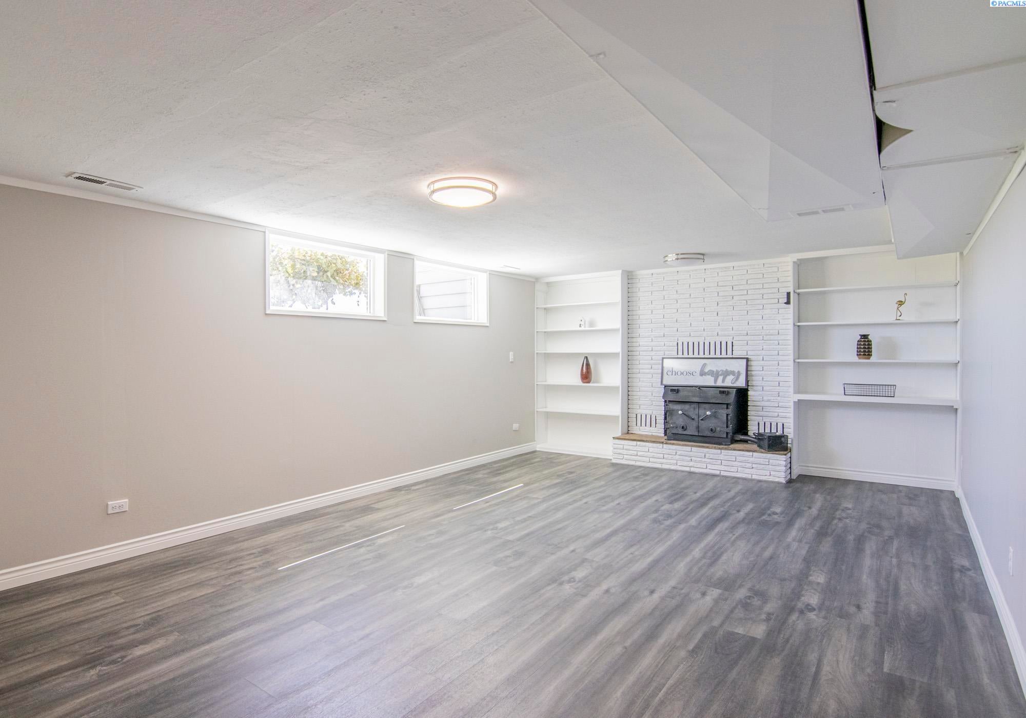 1721 East Allen Road Sunnyside, WA 98944 - Photo 22 of 33 Gallery Image 22