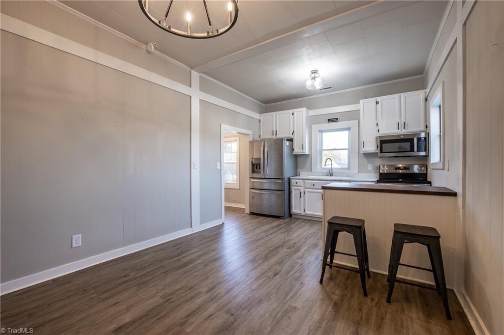 109 Reeves Lane Elkin, NC 28621 - Photo 5 of 16