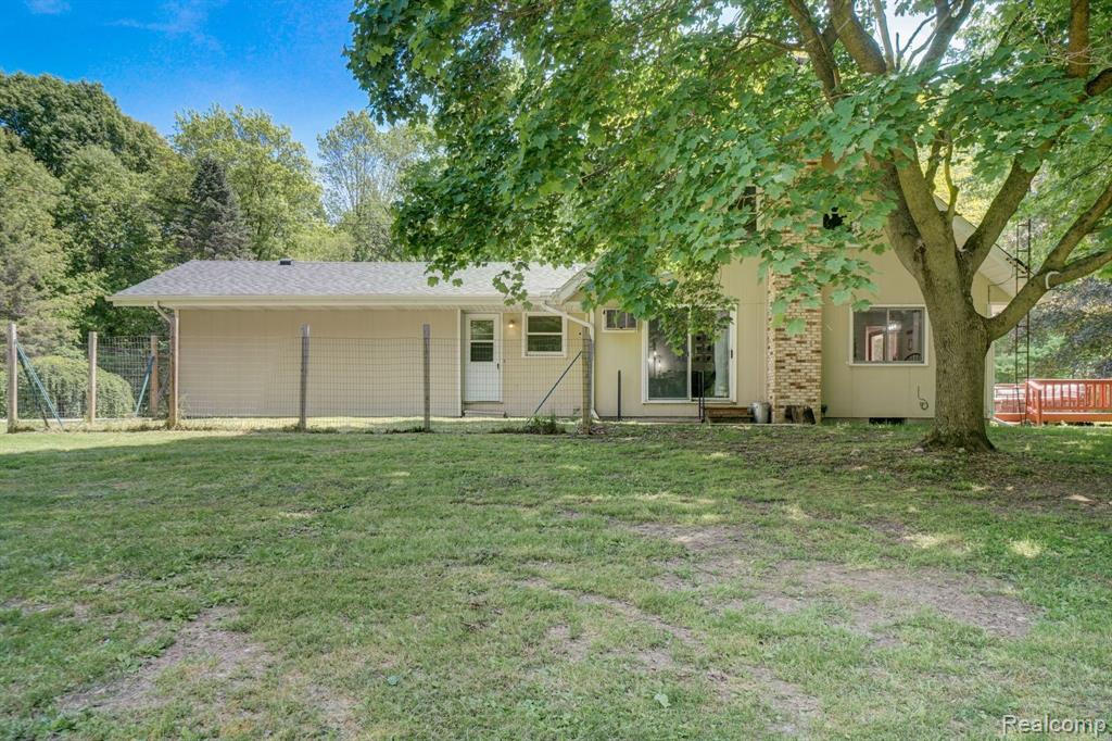 15800 Dutton Road Gregory, MI 48137 - Photo 41 of 49
