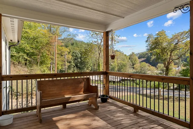 $449,900 | 21136 Joe Brown Highway, Murphy, NC 28906