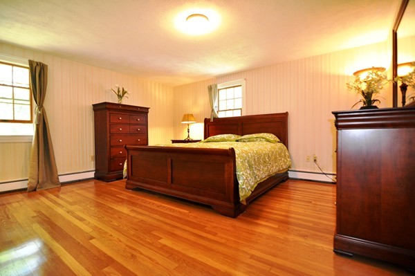 230 Concord Road Wayland, MA 01778 - Photo 10 of 20
