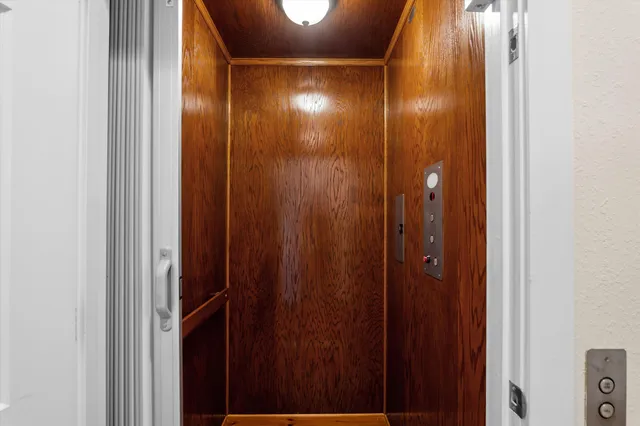 $1,100,000 | 24 Crystal Lake Drive, North Augusta, SC 29841