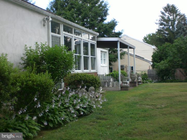 741 Robyn Road Huntingdon Valley, PA 19006 - Photo 17 of 18
