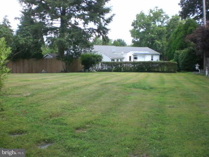 741 Robyn Road Huntingdon Valley, PA 19006 - Photo 18 of 18