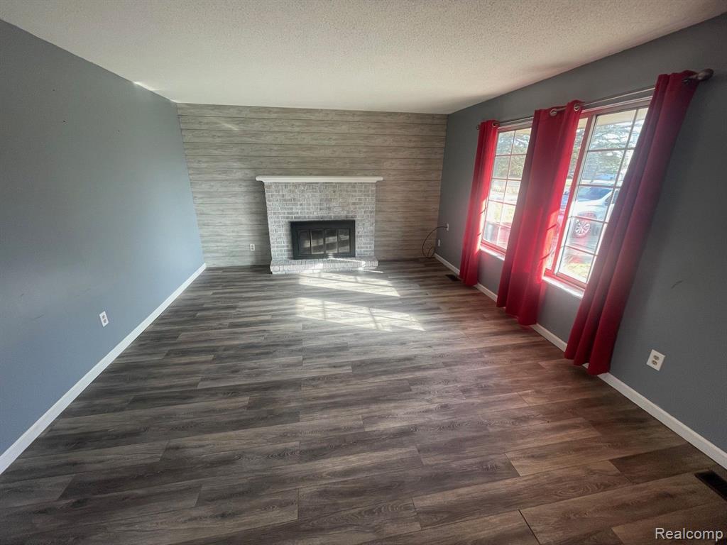 9385 North Bray Road Clio, MI 48420 - Photo 6 of 16 Gallery Image 6