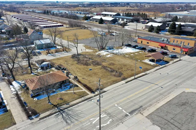 $130,000 | 9725 Durand Avenue, Sturtevant, WI 53177