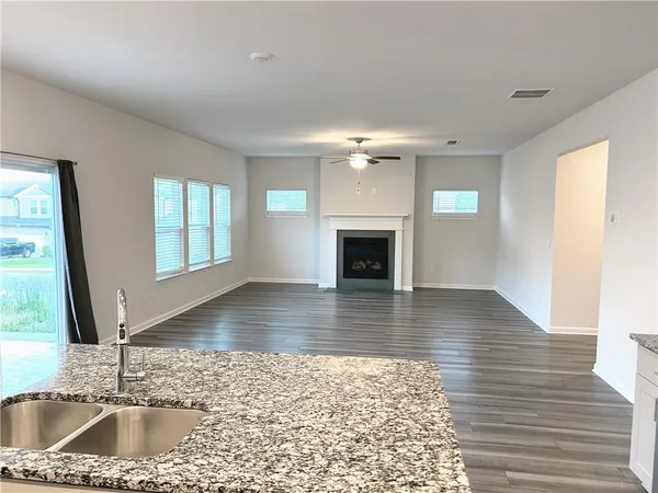 $3,500 | 6901 Durham Lane, Fairburn, GA 30213