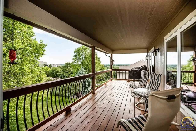 $515,000 | 1024 Lobdell Drive, Manhattan, KS 66503