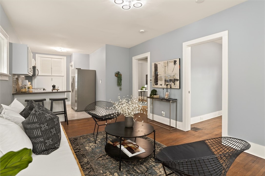 416 Roycroft Drive Rochester, NY 14621 - Photo 8 of 36