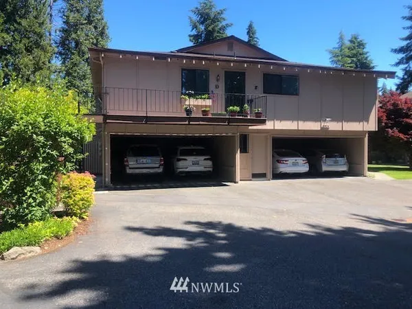 $299,950 | 2824 Garden Court, Unit D, Steilacoom, WA 98388
